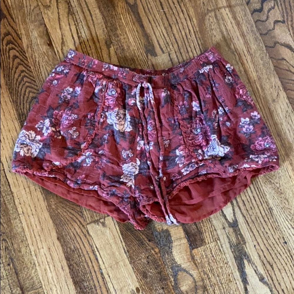 American Eagle shorts!